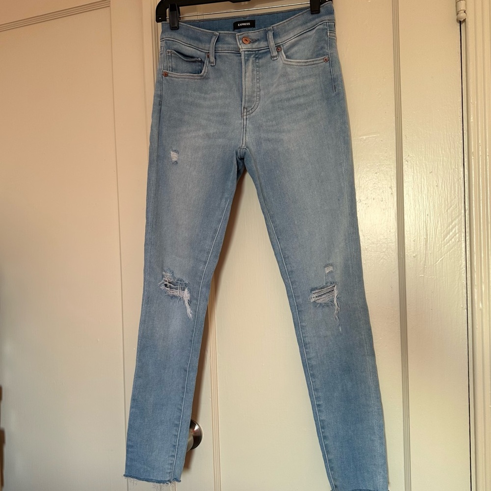 Express Ripped Skinny Mid Rise Jeans Size 4